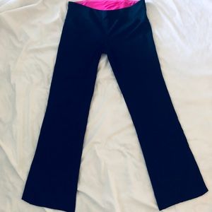 Lilly Pulitzer Luxletic Yoga Pants L SHORT